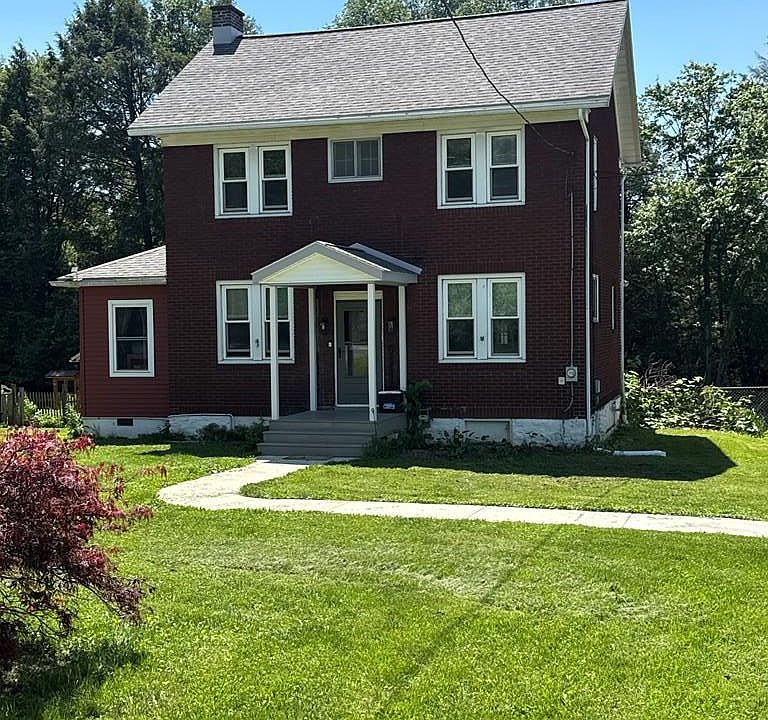 1st image of 19-21 Harmony Dr