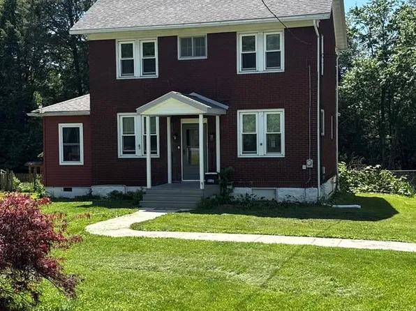 19-21 Harmony Dr, Johnstown, PA 15909