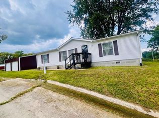 413 1425e St, Ripley, IL 62353