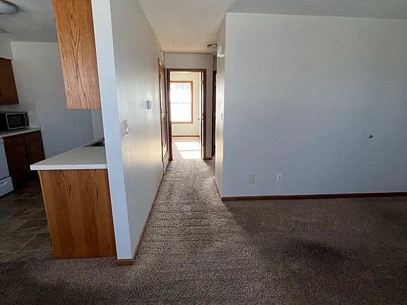 4th image of 804 Foster Ln APT B