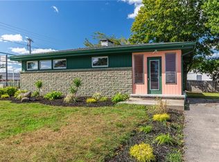 535 Woodward Rd, North Providence, RI 02904