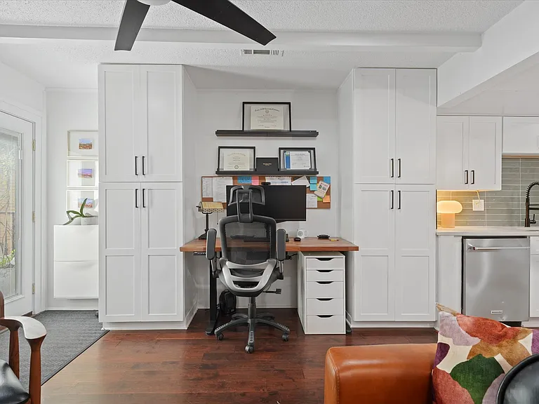 4820 Amesbury Dr #230 — Photo 12