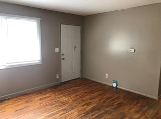 1106 W Eureka St, Champaign, IL 61821