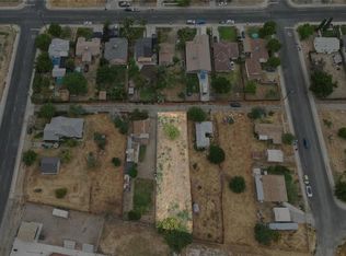 207 Ball Park Aly, Hanford, CA