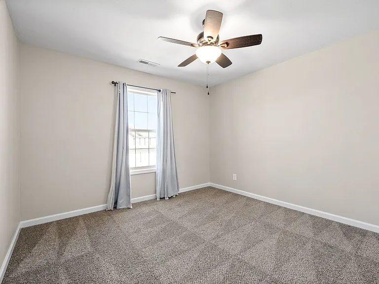 205 Elwell Rd — Photo 29