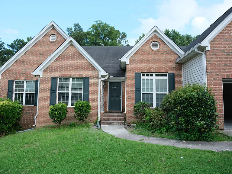 933 Creek Bottom Rd SW — Photo 1