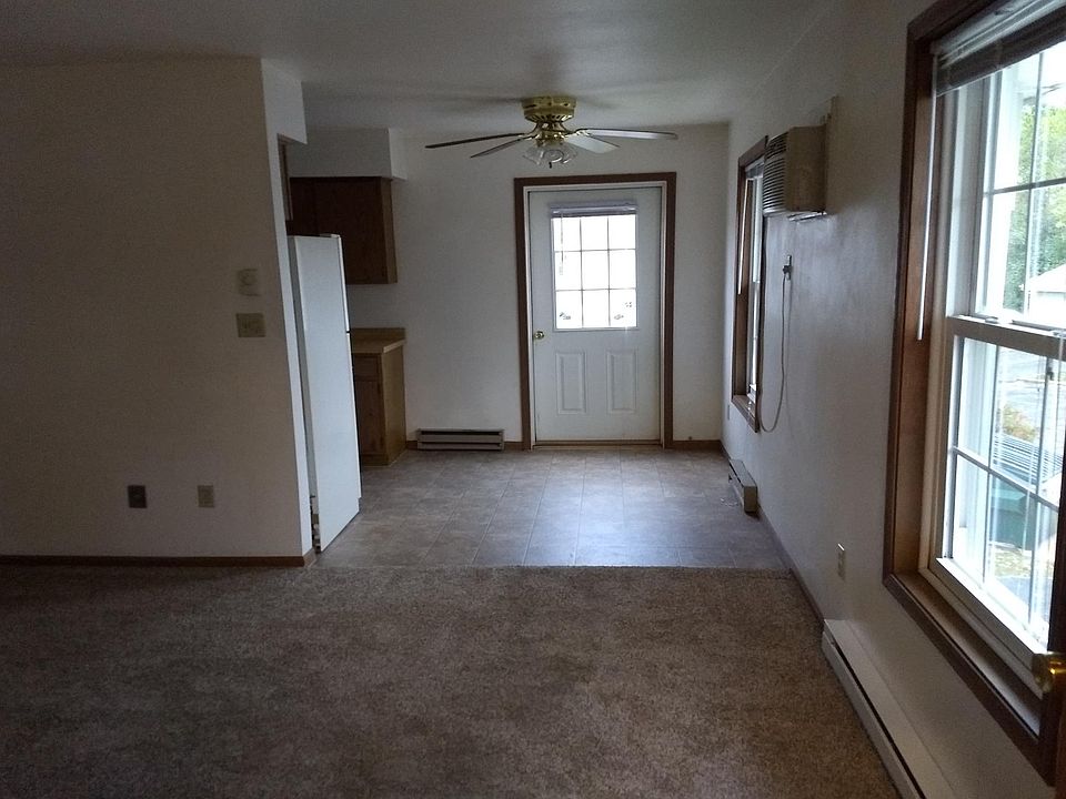 W156N11533 Fond Du Lac Ave APT 4, Germantown, WI 53022 Zillow