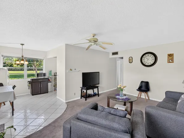 14 Preston E #A, Boca Raton, FL 33434