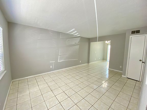 3rd image of 4089 76th Ave N #I