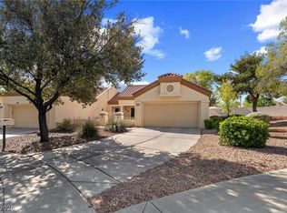 2400 Dove Valley Ct, Las Vegas, NV 89134