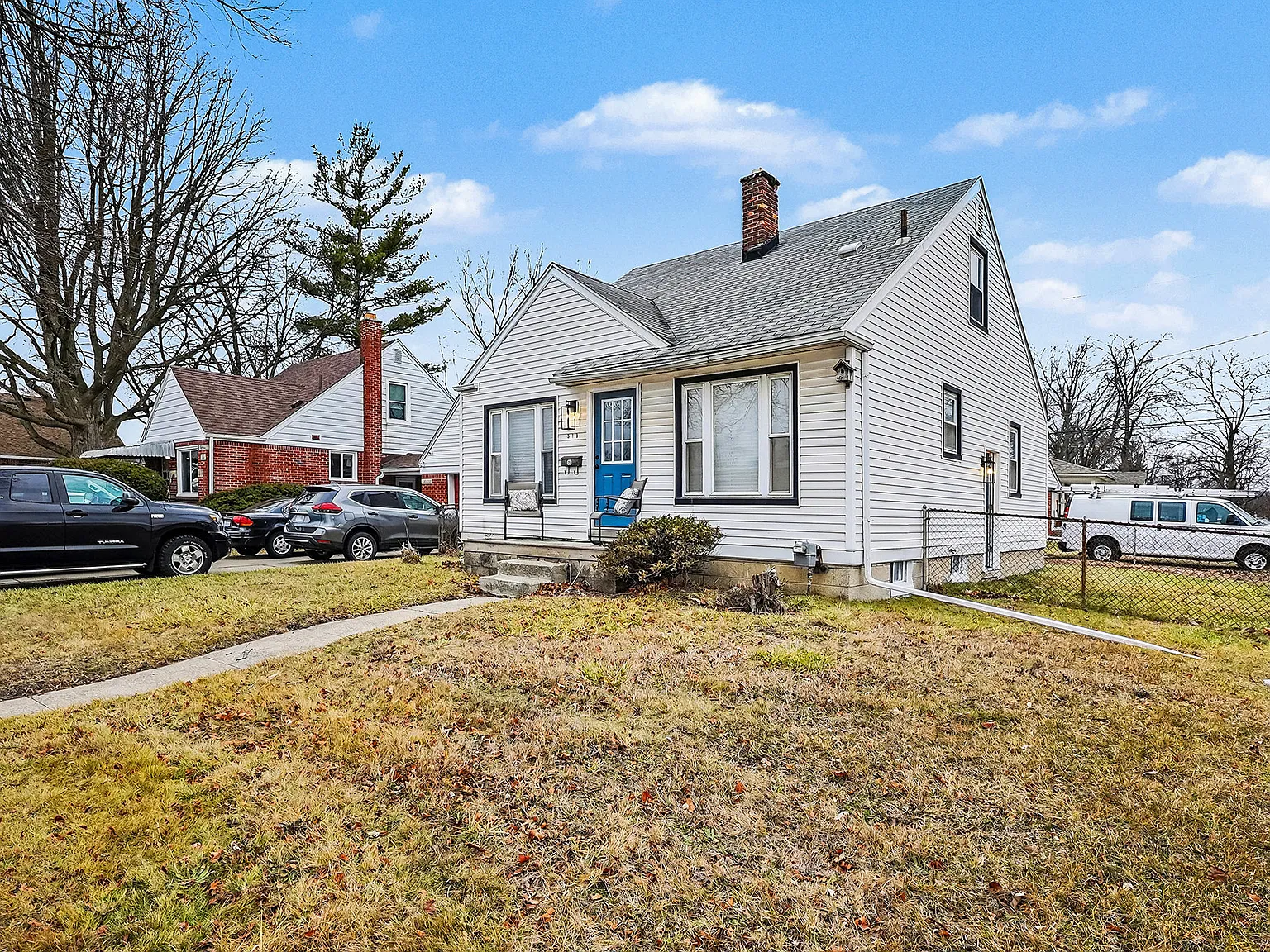 3 bed, 962 sqft, $1,800 — Photo 2