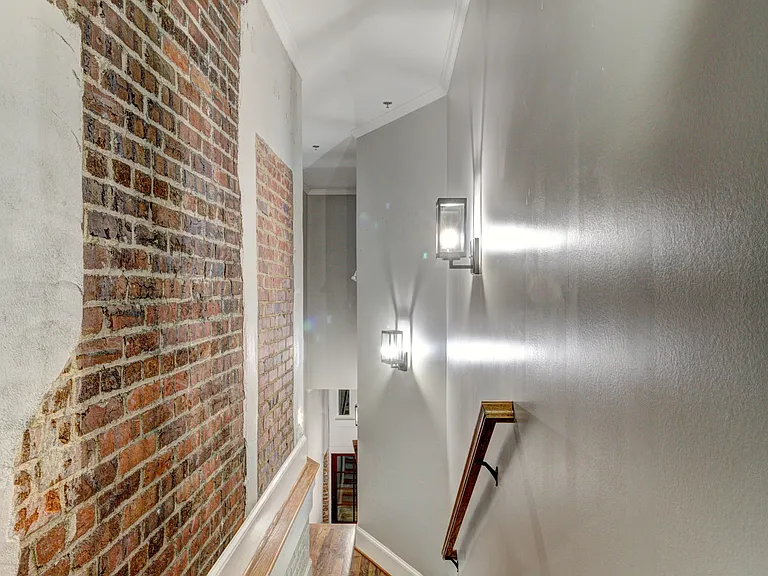 116 E Main St #200 — Photo 8