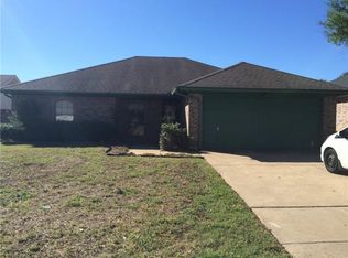 1509 Clarendon St, Fort Worth, TX 76134