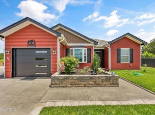 126 Hartfield Ln, Loudon, TN 37774