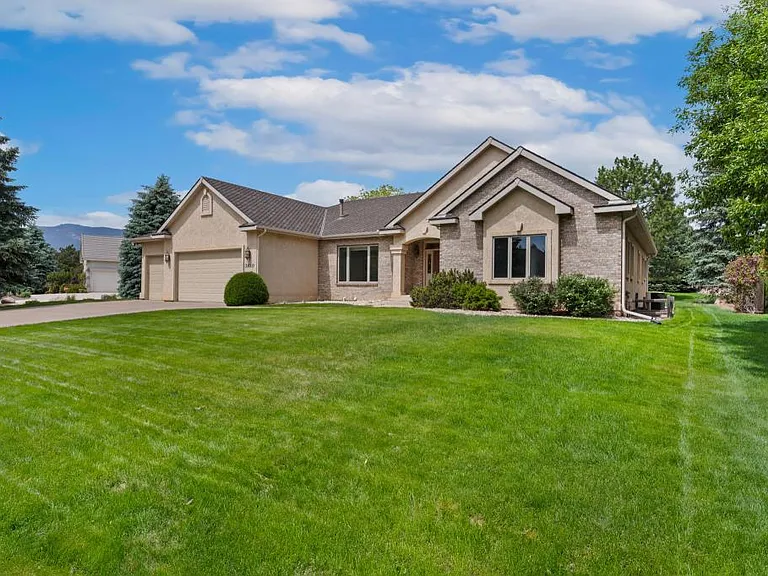 3830 Brushland Ct — Photo 11