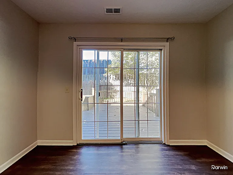 14916 Oak Rd — Photo 9