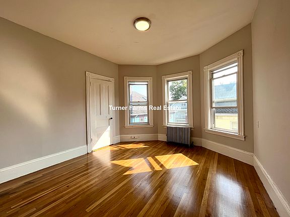 5th image of 22 Humphreys St #3A