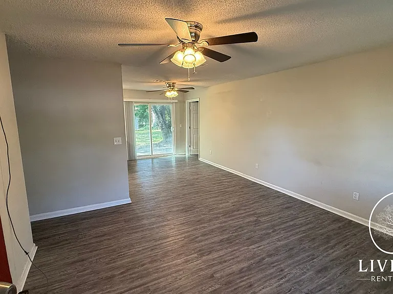 70 Thornton Dr NE — Photo 15