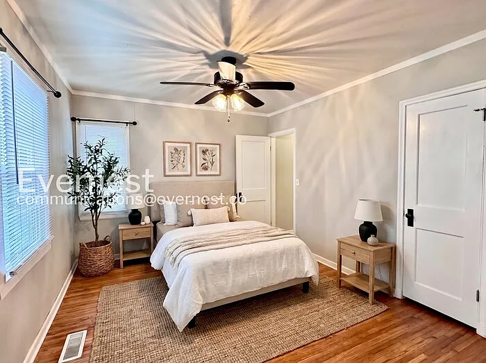 3807 E 22nd St — Photo 13