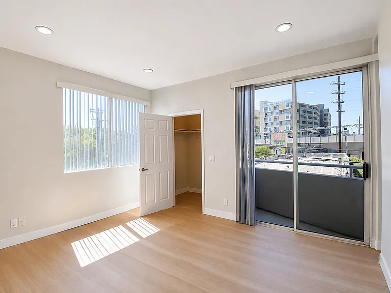 2524 S Sepulveda Blvd #201 — Photo 10