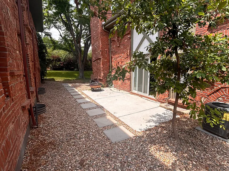 3567 S Ivanhoe St — Photo 15