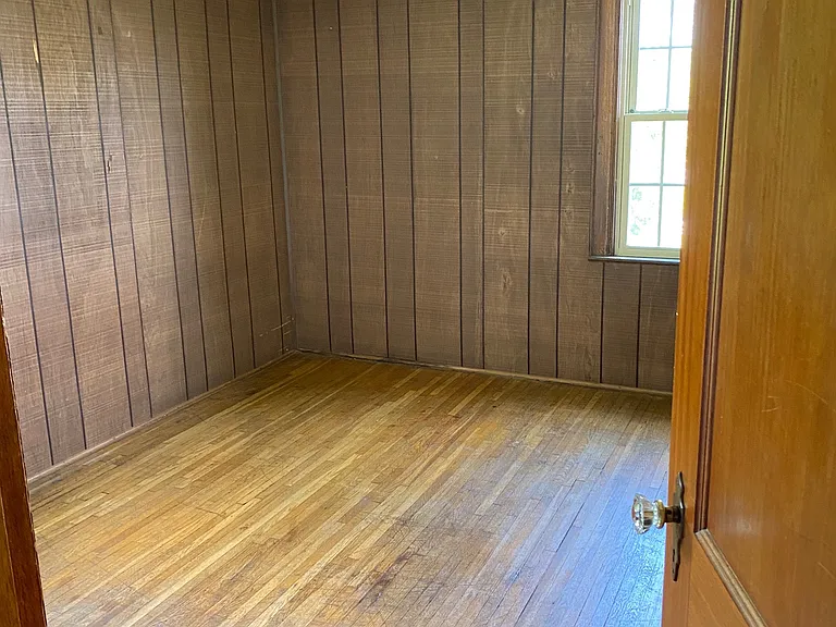 1338 Virginia Ave — Photo 12