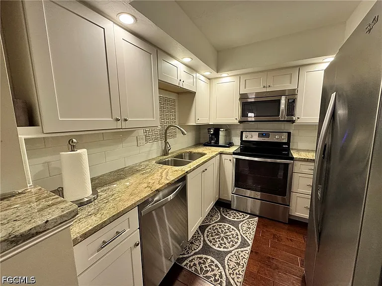 3490 N Key Dr #203 — Photo 24
