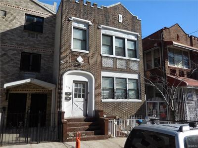 658 Barretto St, Bronx, NY, 10474