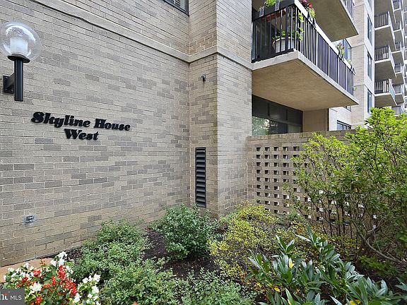 3rd image of 3709 S George Mason Dr APT 1705
