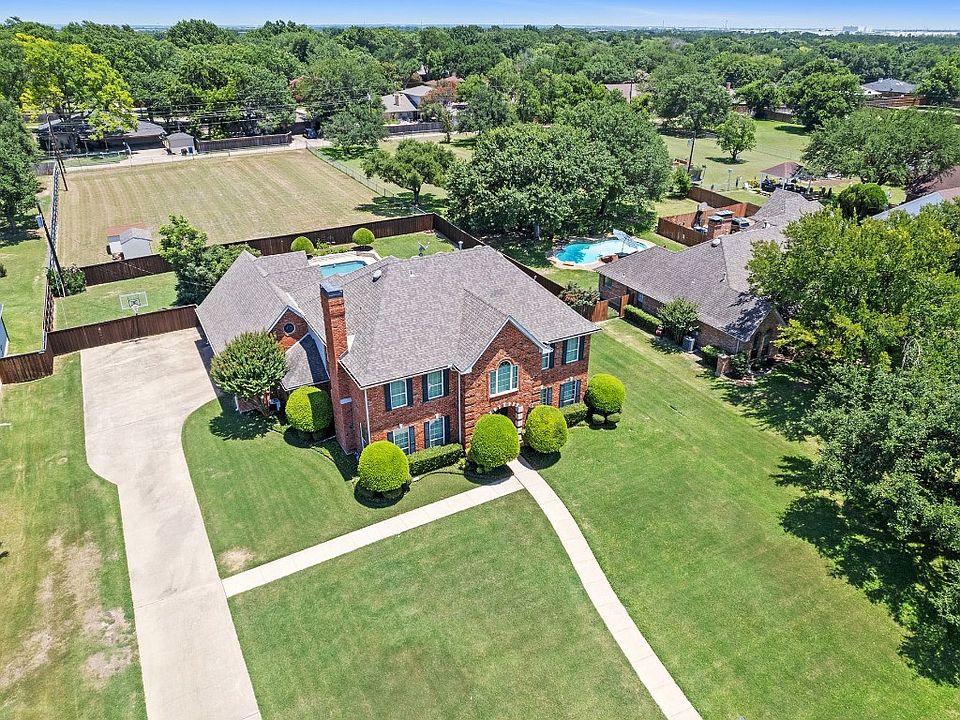 1st image of 222 Suntide Dr