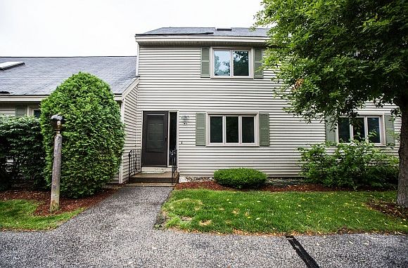 1st image of 40 Eastmeadow Way