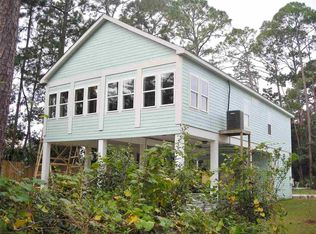 11 Quiet Cove Trl, Panacea, FL 32346