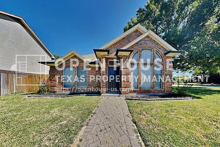 6621 Sunny Hill Dr — Photo 1