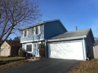 1135 Camden Ln, Aurora, IL 60504