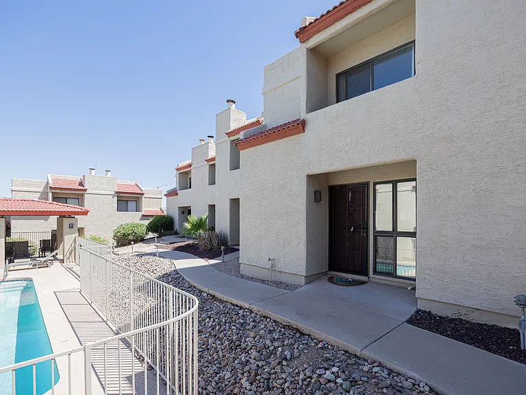 1401 E Puget Ave #23 — Photo 1