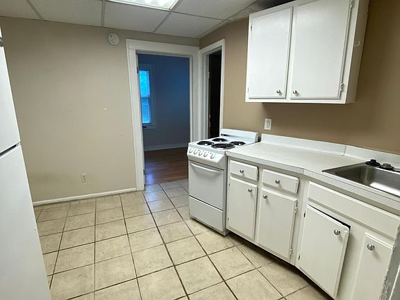 3rd image of 218 S Bingham St APT C
