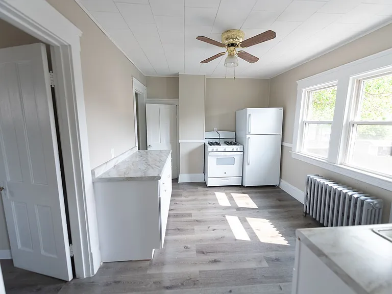 1310 Buhrer Ave — Photo 6