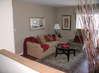 212 Brookdale Dr #3/2, Vacaville, CA 95687