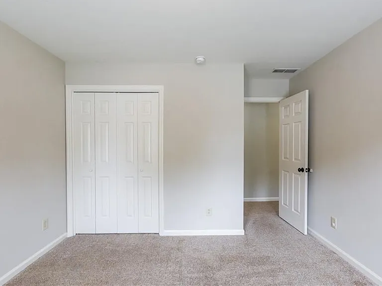 153 Lantern Ridge Ct — Photo 29