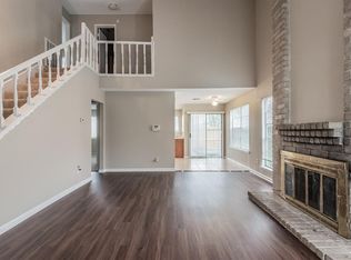 13607 Alon Ln, Houston, TX 77014