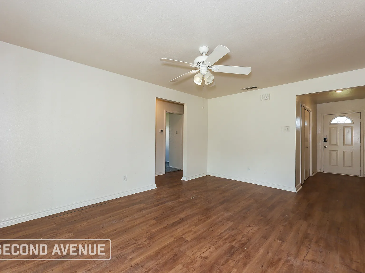 4 bed, 2.0 bath, 1236 sqft, $2,499 — Photo 4