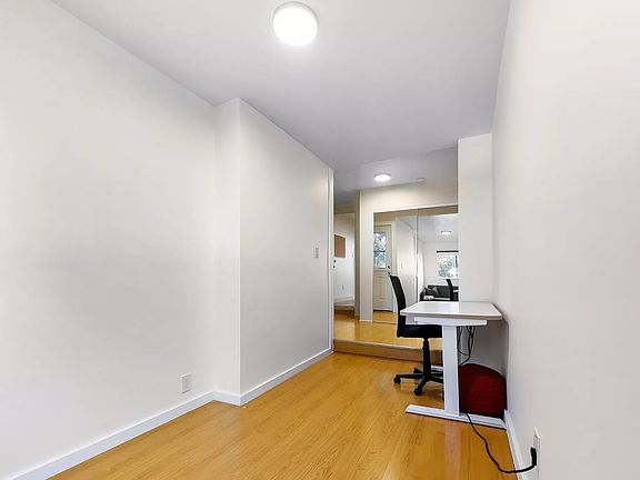 2nd image of 195 Precita Ave #A