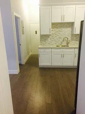 Rented by Urban Real Estate Property Group Inc | media 8