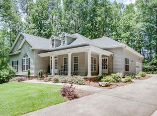 4716 Oak Gln, Gainesville, GA 30507