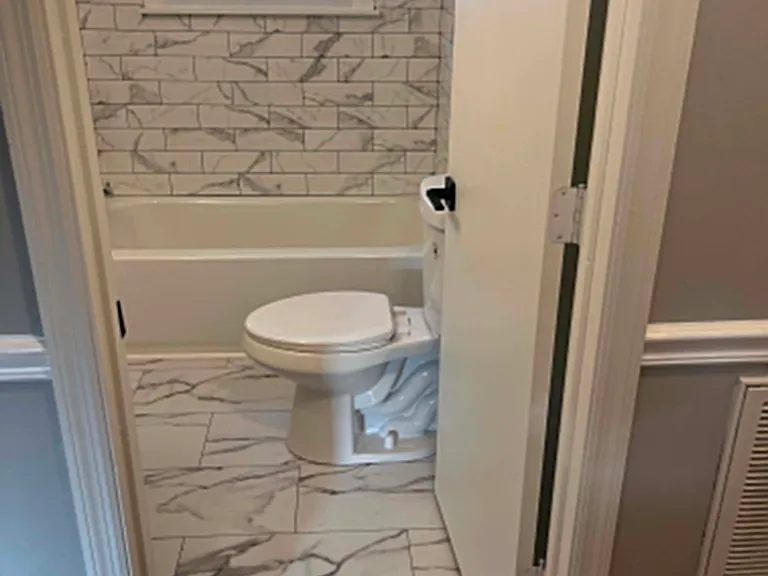 320 Oak St — Photo 36