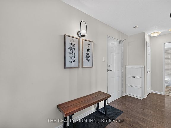2nd image of 363 Colborne St #2505
