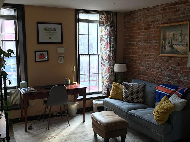 852 Park Ave #2 — Photo 3