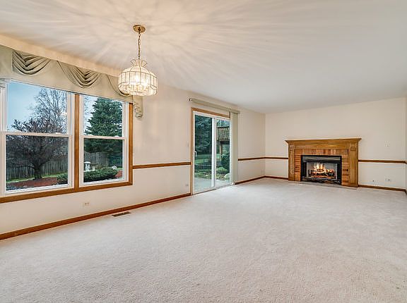 4th image of 842 E Sterling Ave