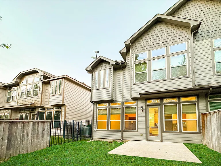 95 Aventura Pl — Photo 35