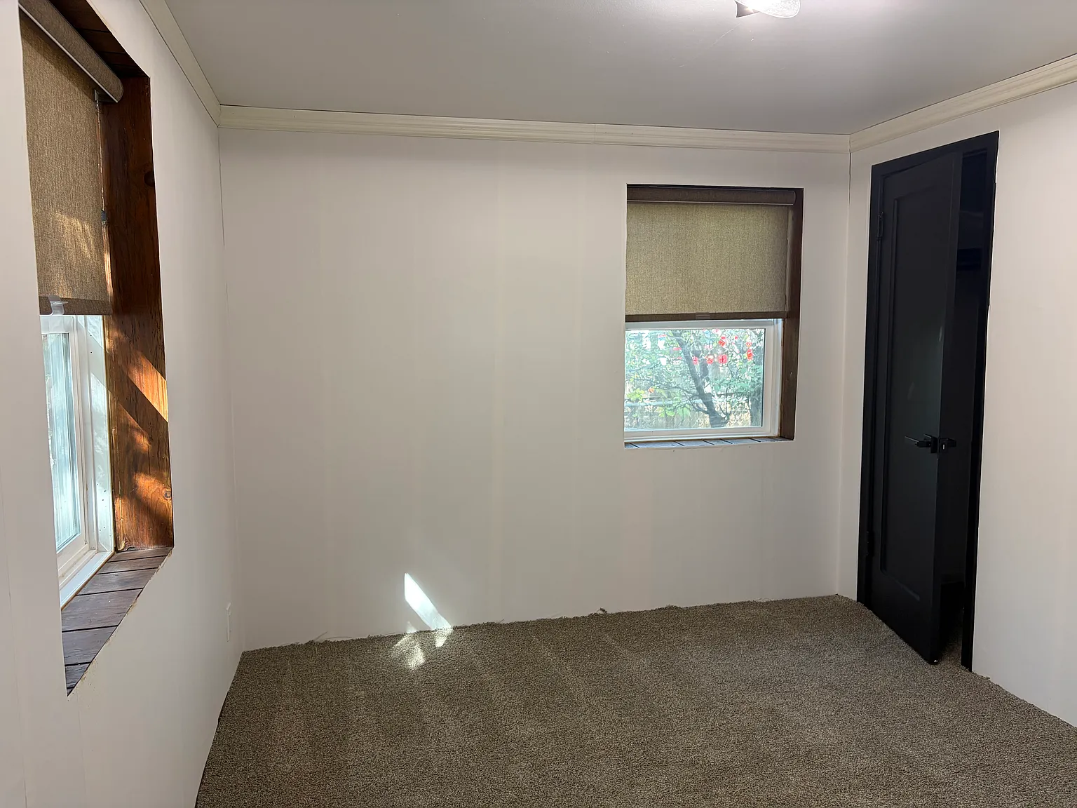 3 bed, 1084 sqft, $2,400 — Photo 4